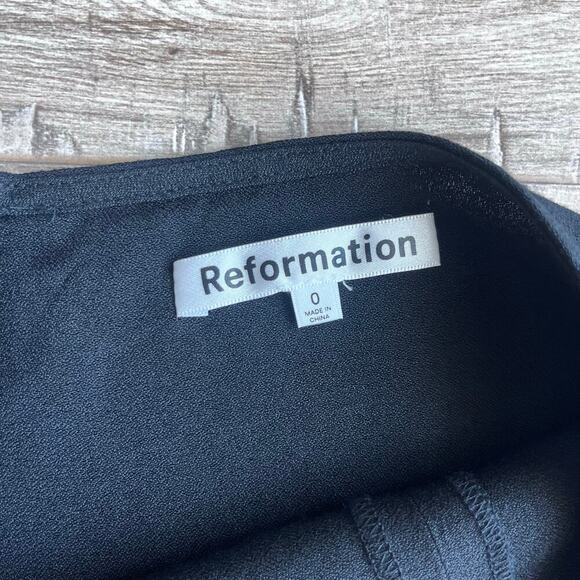 Reformation Margot Skirt in Black Size 0 - Picture 3 of 6